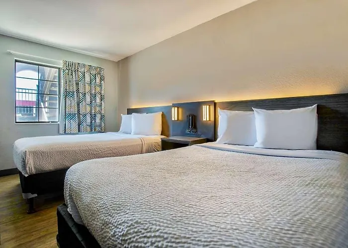 Hotel 6-kingman, Az - Route 66 East 3*